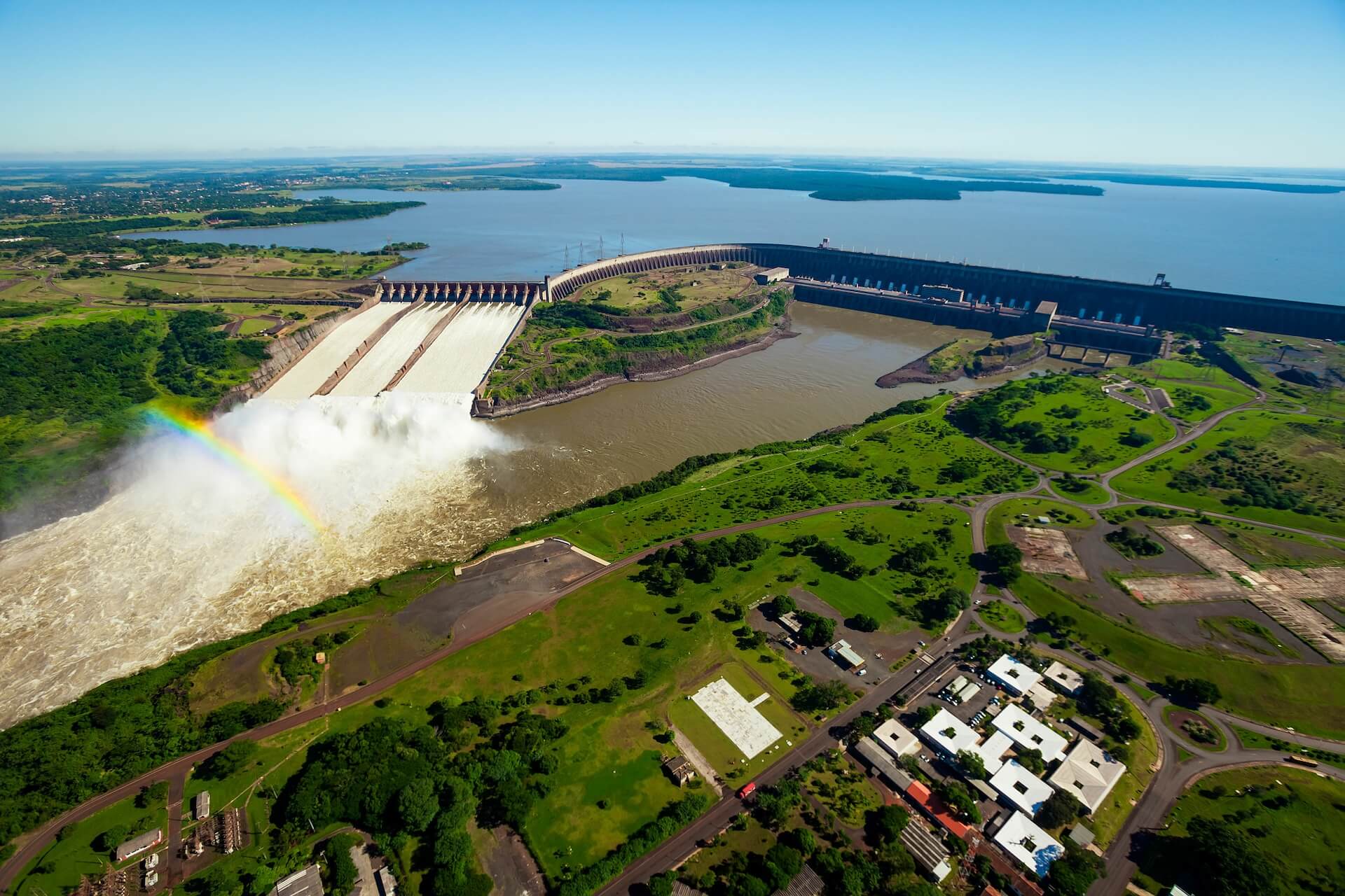 Itaipú Binacional está considerada un ejemplo de liderazgo en energía limpia y renovable, y de colaboración internacional exitosa. Foto: AlexandreMarchetti/Divulgación Itaipu